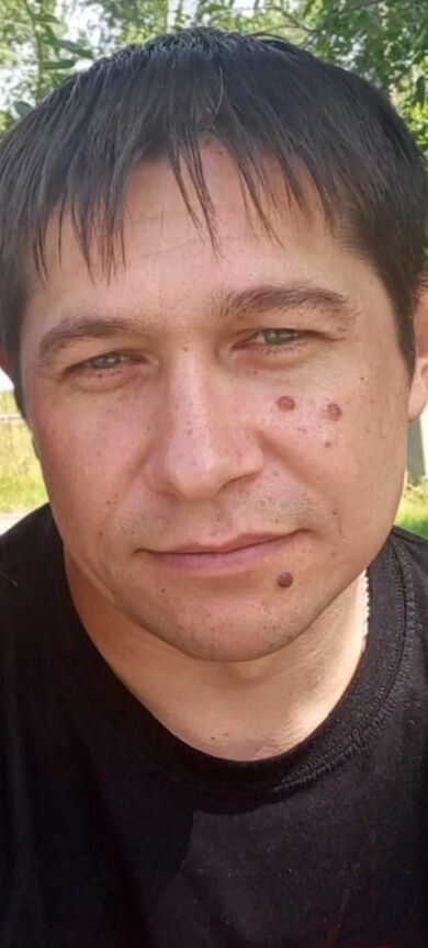  ,   Vladimir, 42 ,   ,   