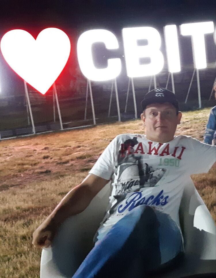  ,   Romanov, 37 ,   ,   , c 