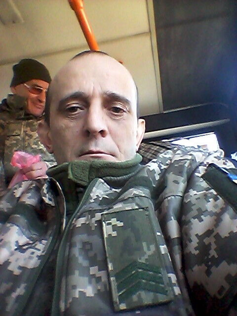  15575069  Alex, 47 ,    