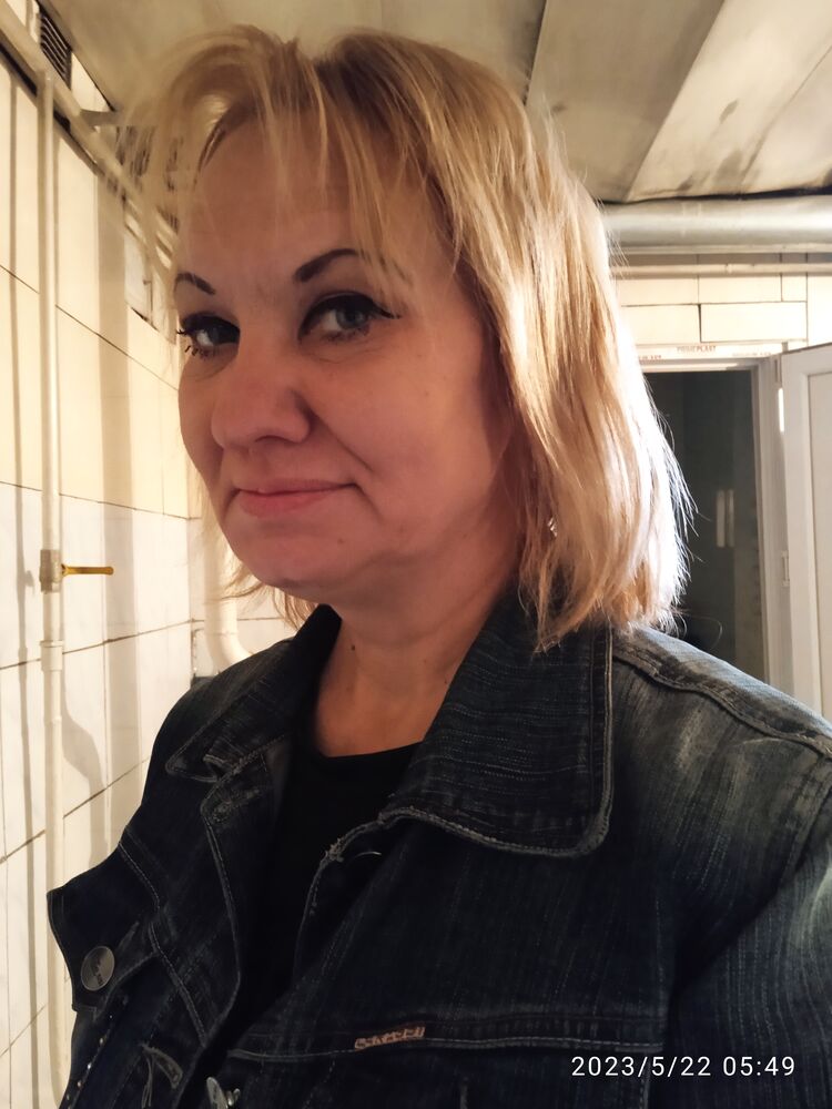  44552269  Svetlana, 53 ,    
