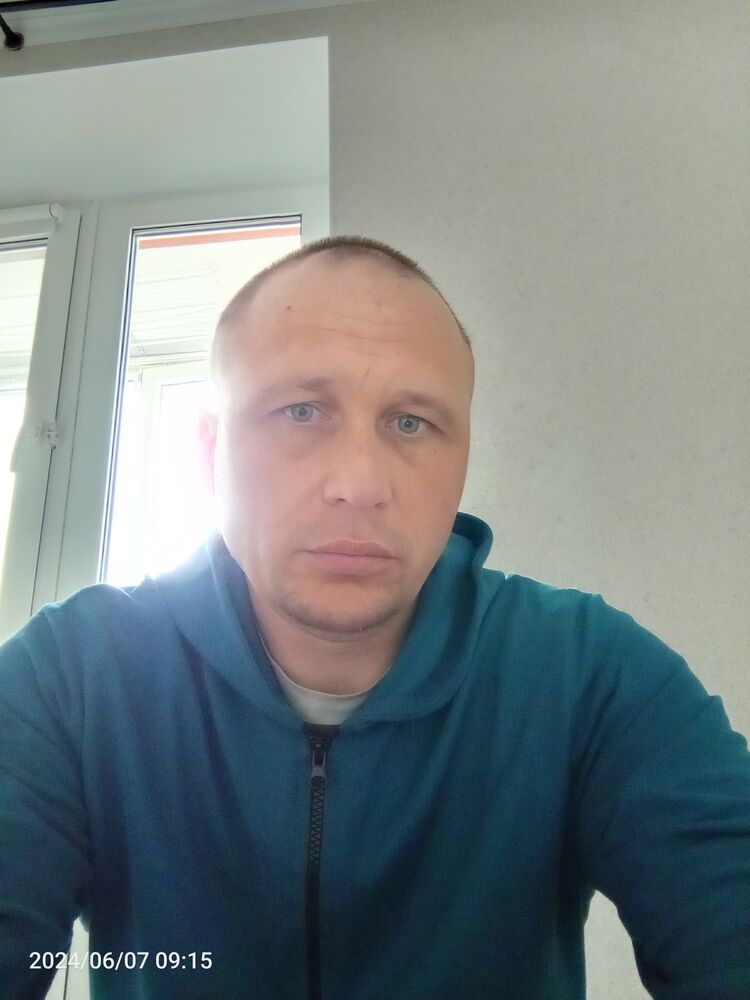 43720389  , 39 ,    