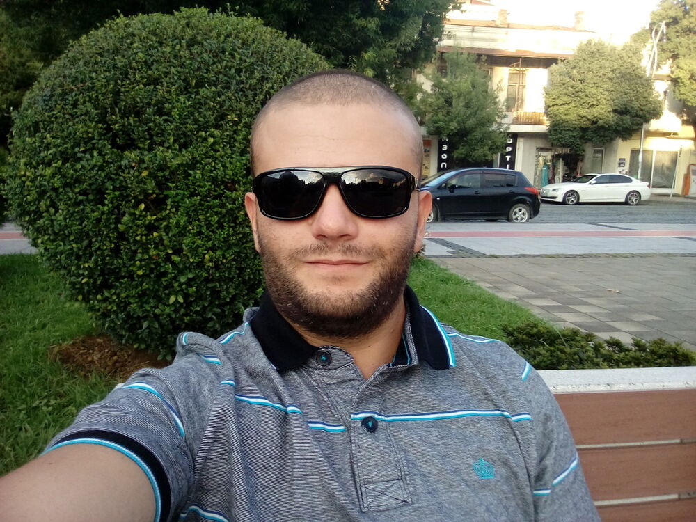  14448169  Giorgi, 33 ,    