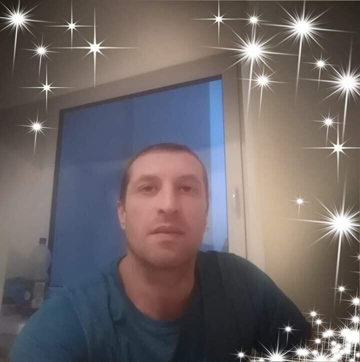  21954879  , 48 ,    