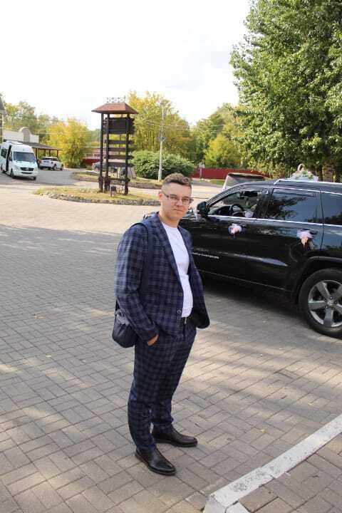  29767149  Alexander, 33 ,    
