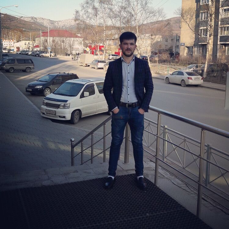  -,   Abdulla, 33 ,   ,   , c 
