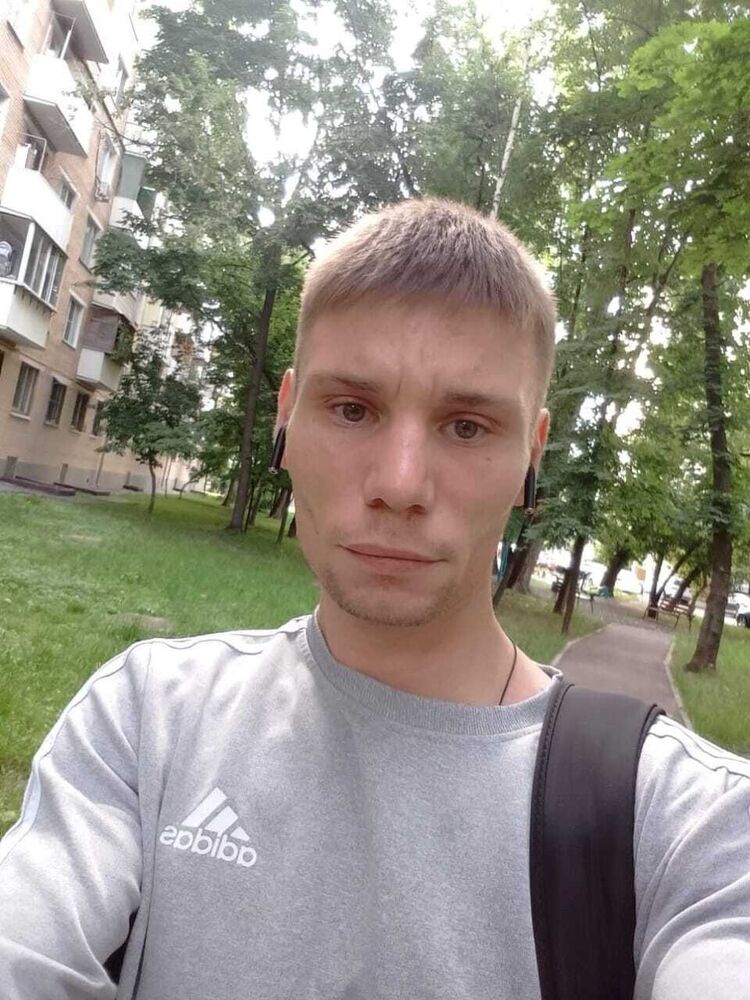  48057019  , 32 ,    