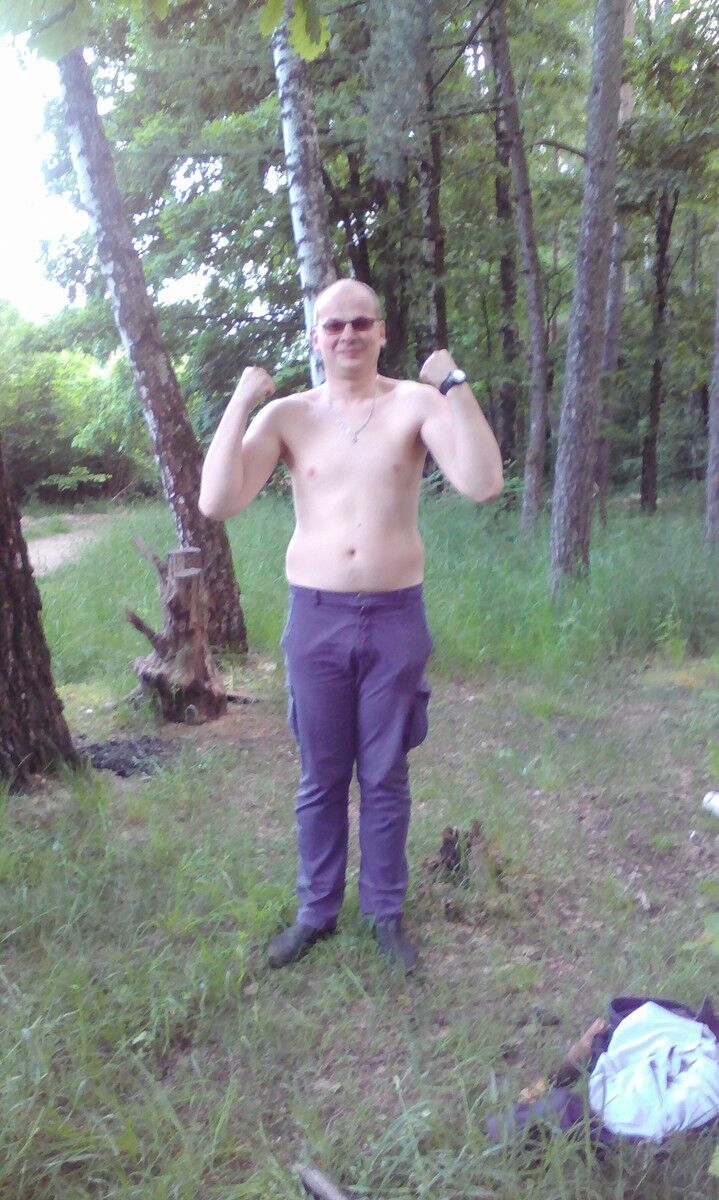  ,   Sasha, 40 ,   