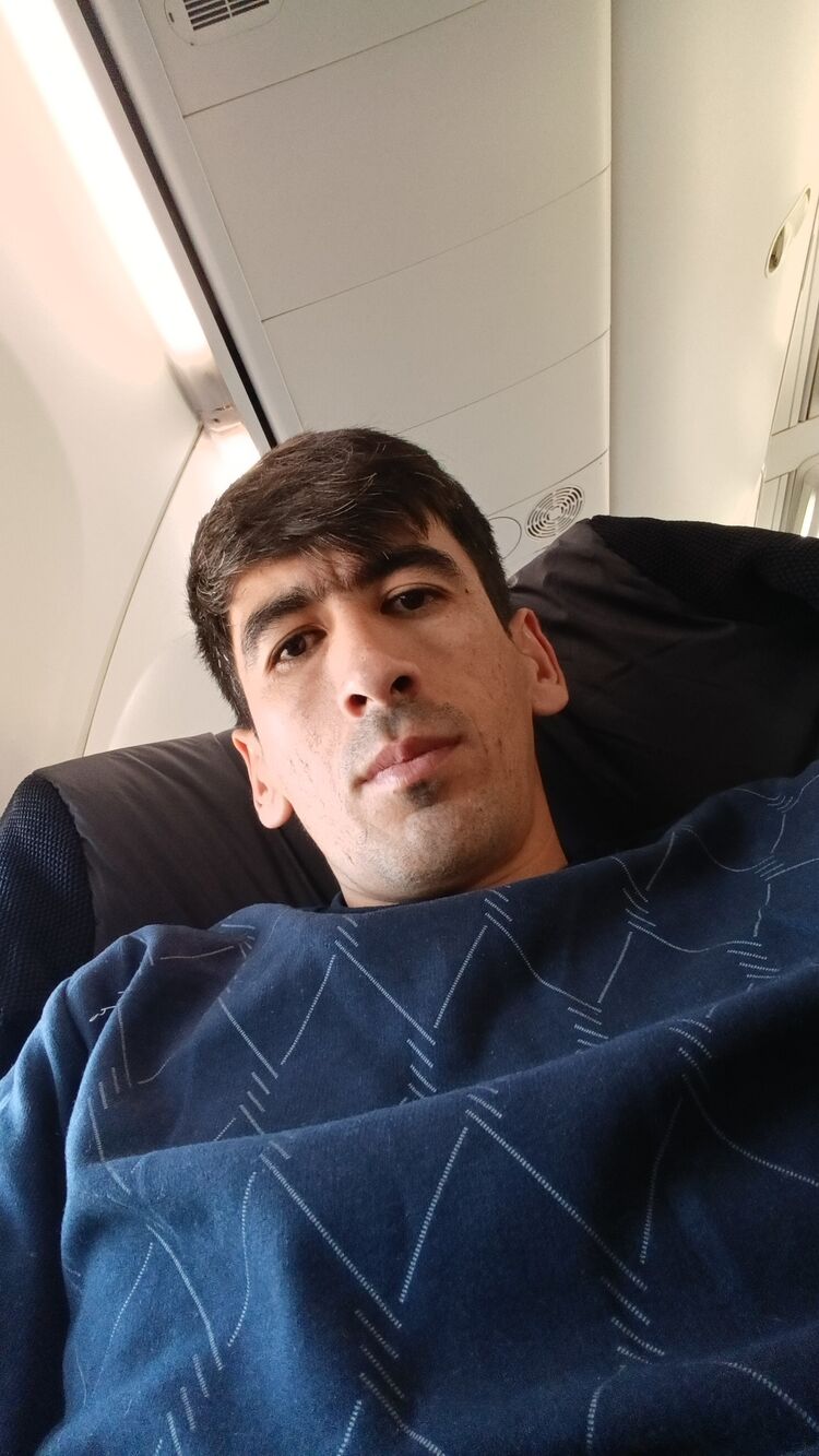  54780359  Dilshod, 28 ,    