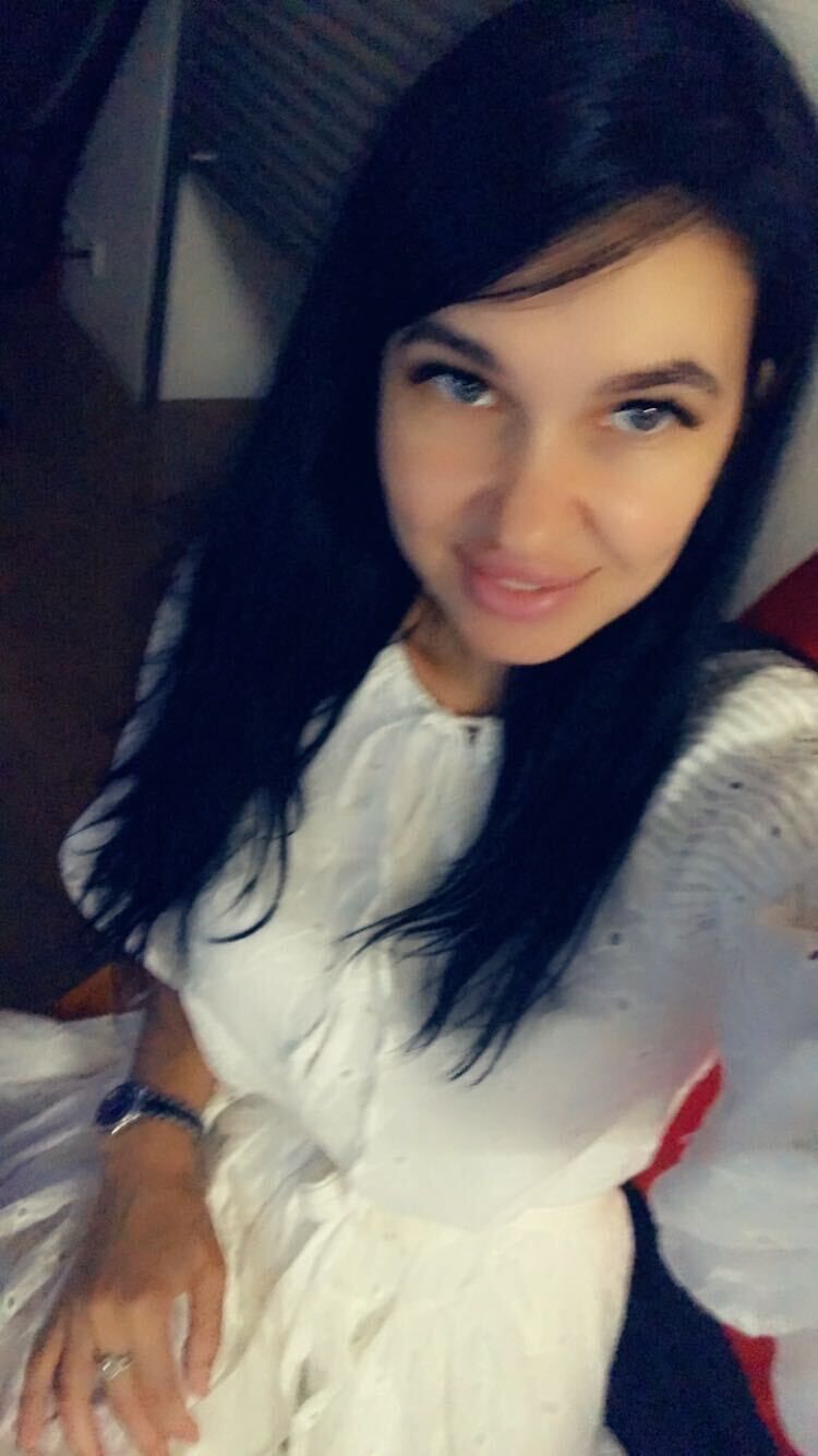  24182679  Inna, 33 ,    