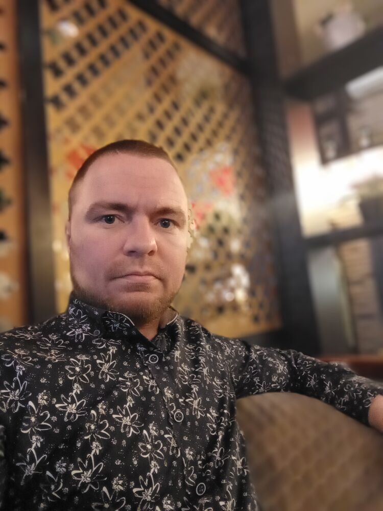  -,   Eduard, 33 ,   ,   , c , 