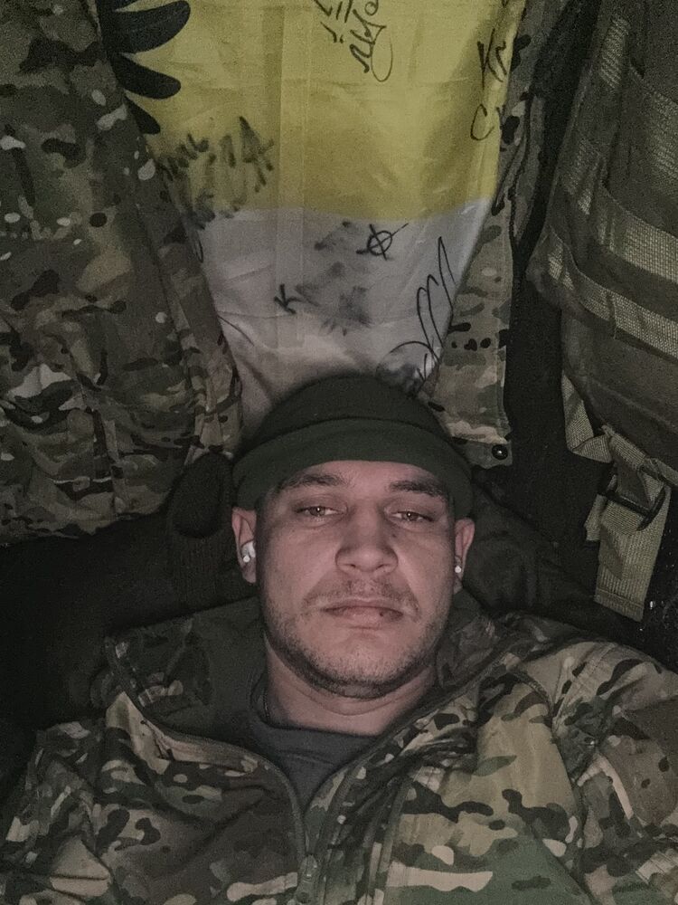  52869099  ZOVZOV, 31 ,    