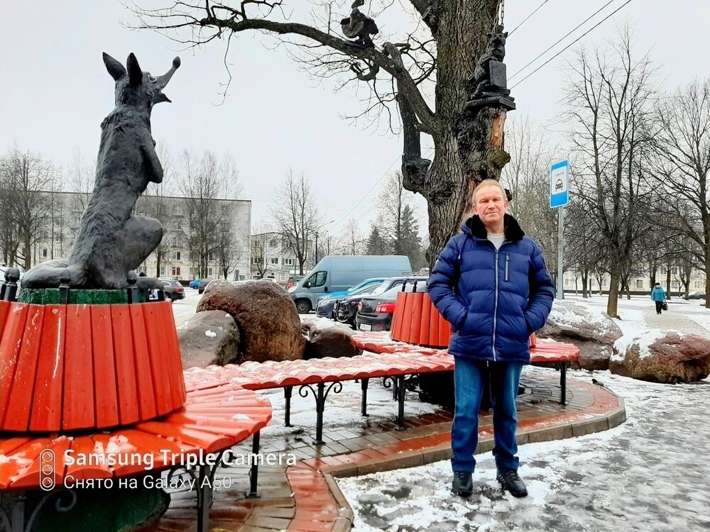  27615689  Valera, 61 ,    