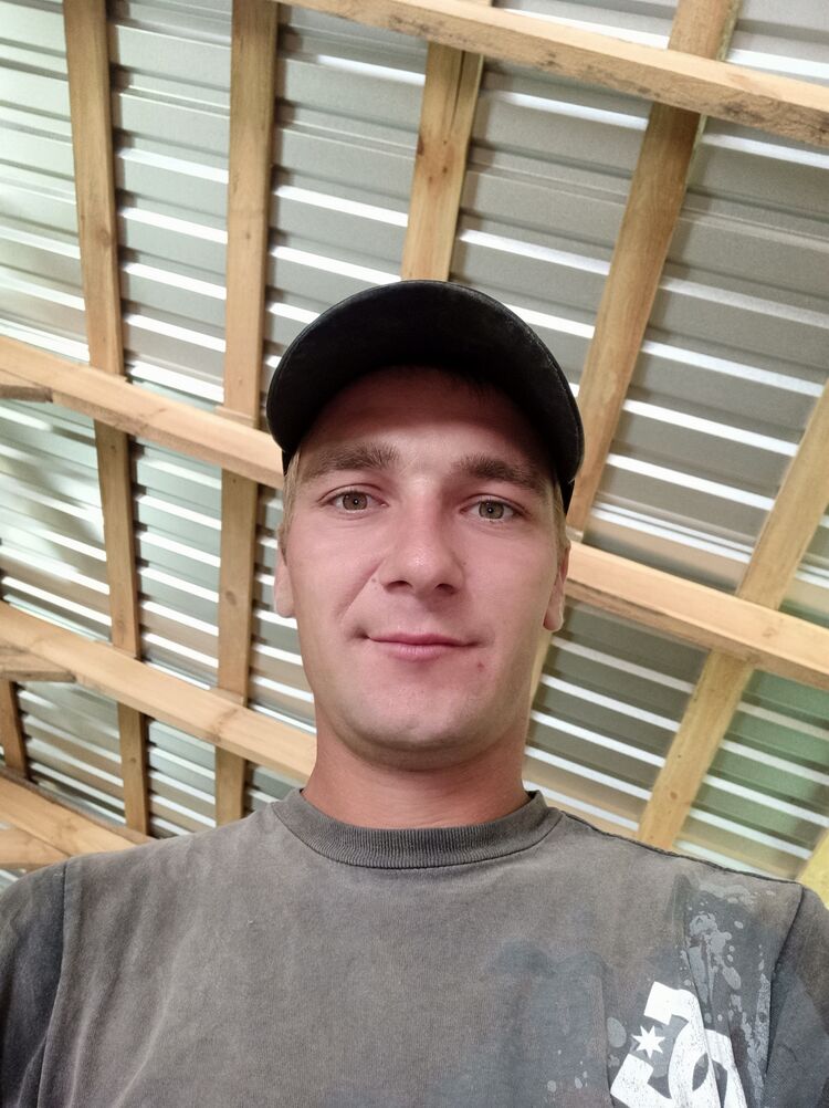  26260679  Sasha, 32 ,    