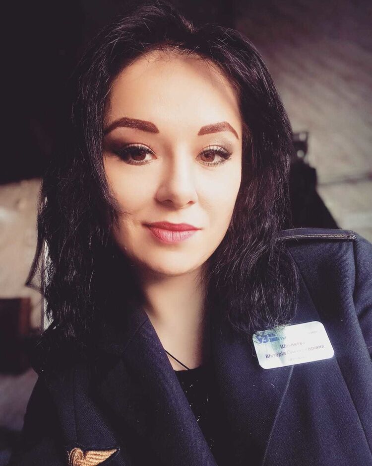  19440589  Viktoriya, 33 ,    