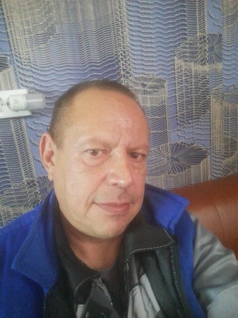  38538989  , 49 ,    