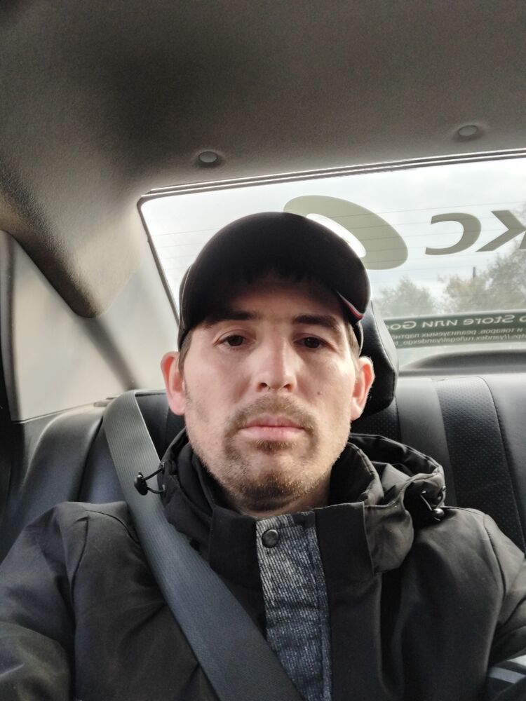  53691079  Igor, 37 ,    