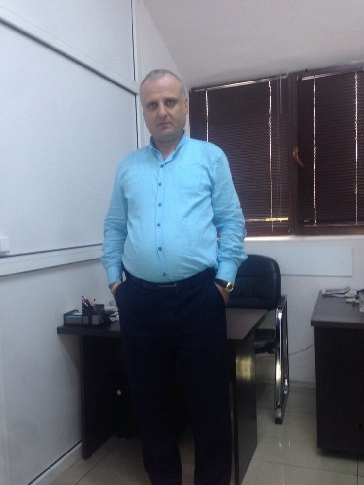  6649219  Sahak, 52 ,    