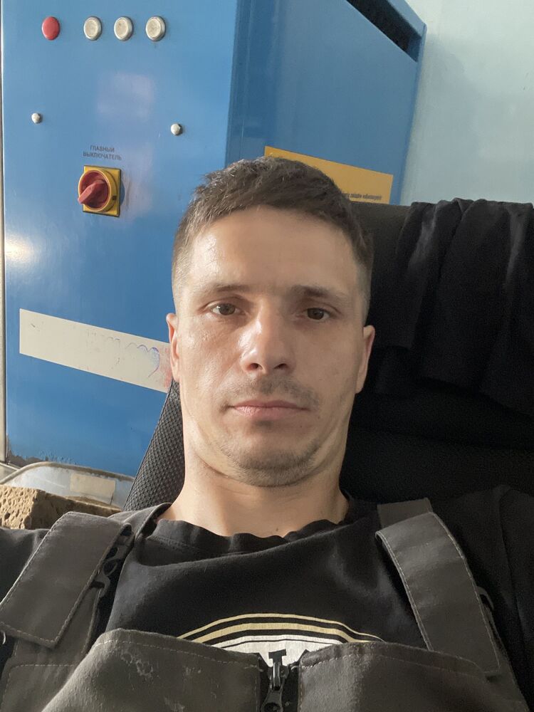  52825179  , 35 ,     