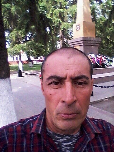  12485249  , 52 ,    