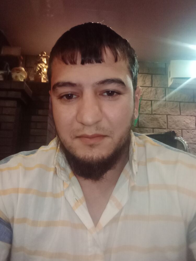  44744419  Togrul, 26 ,    
