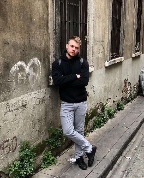  23793219  Vladislaw, 30 ,    