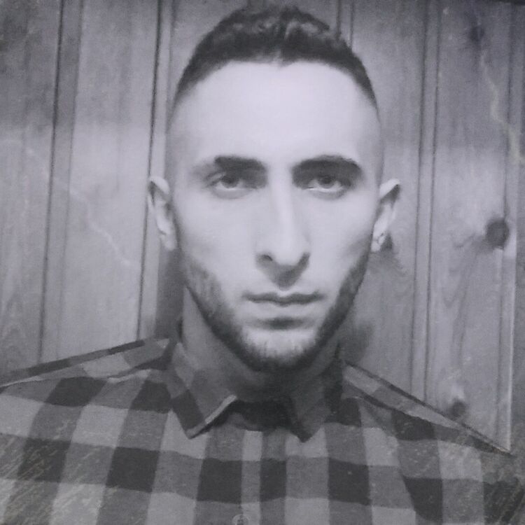 ���� 16310859 ������� Adrian, 32 ����, ���� ���������� � ��������