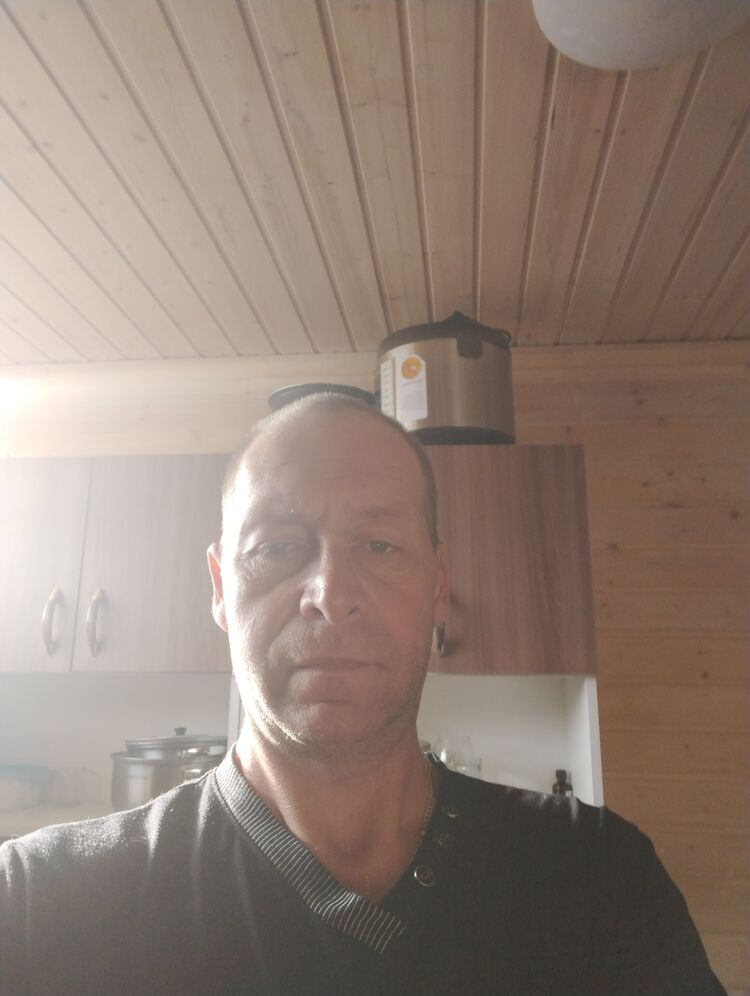  48093009  , 44 ,    