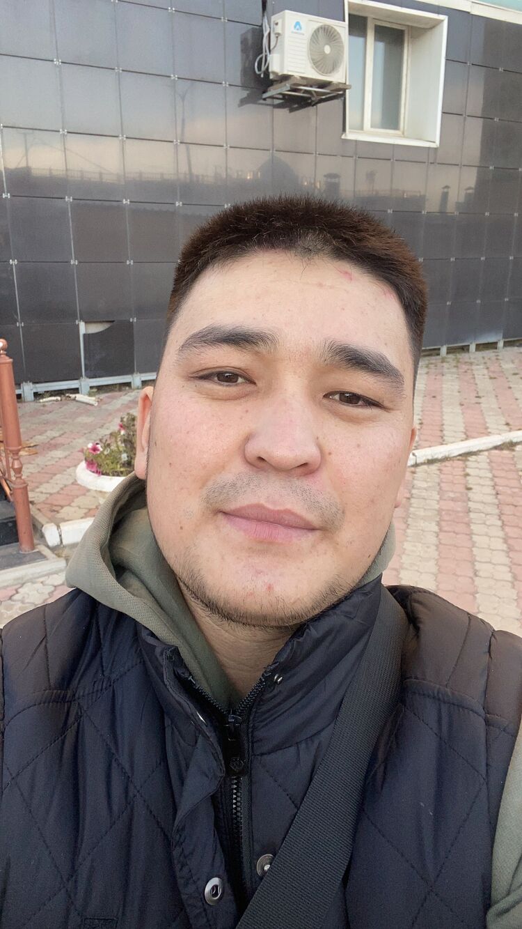 46518019  , 26 ,    