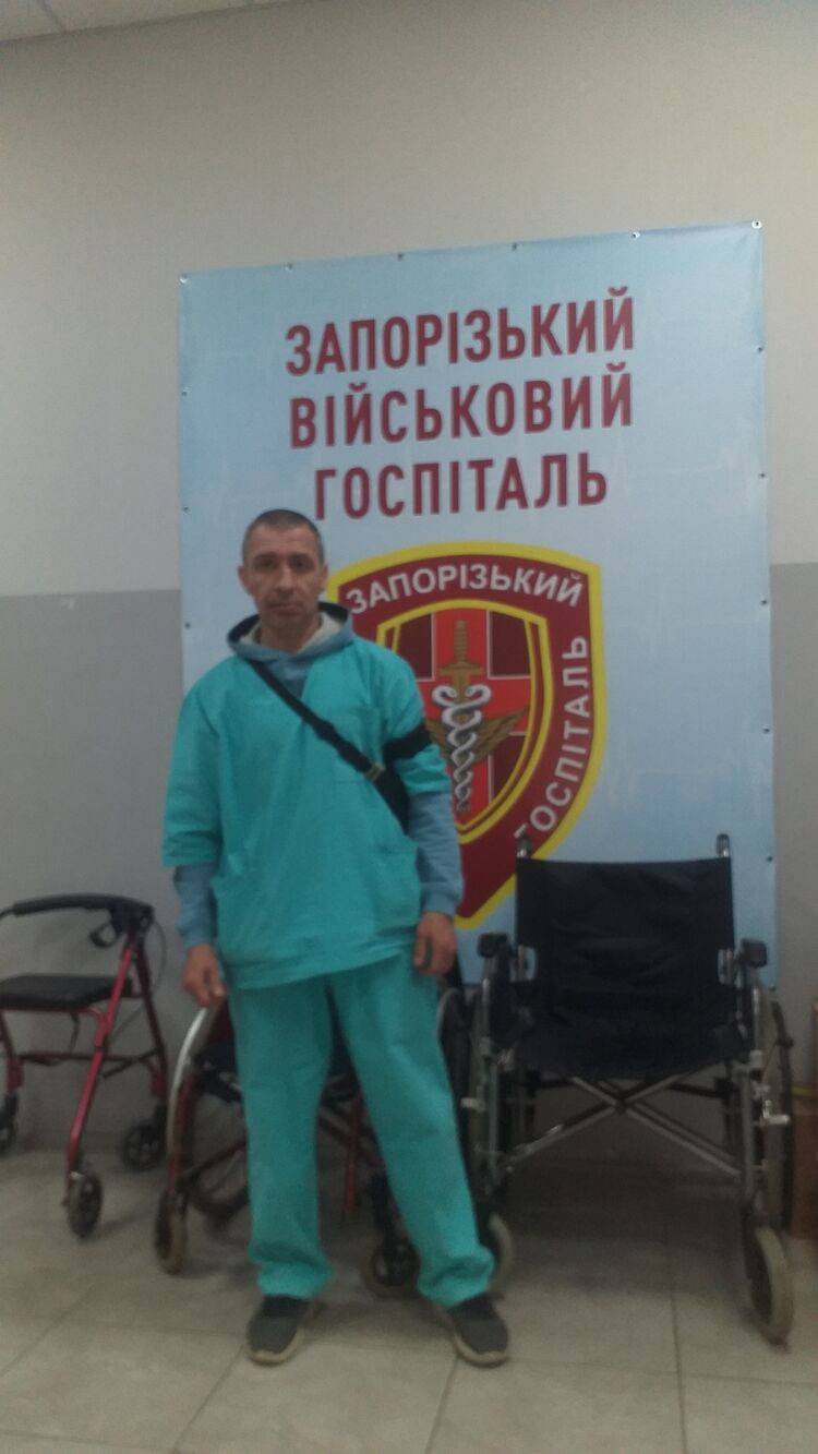  ,   Eskander, 46 ,   ,   