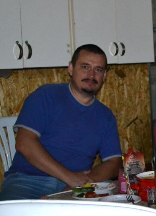  11507189  Alex, 54 ,    