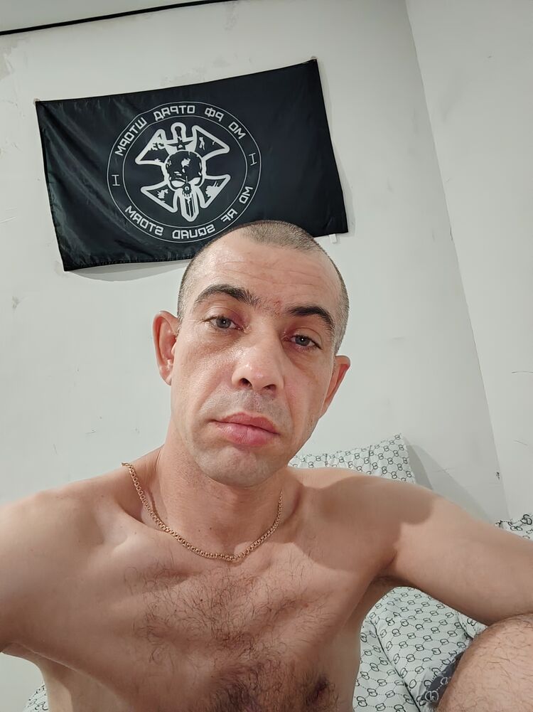  45748839  , 32 ,    