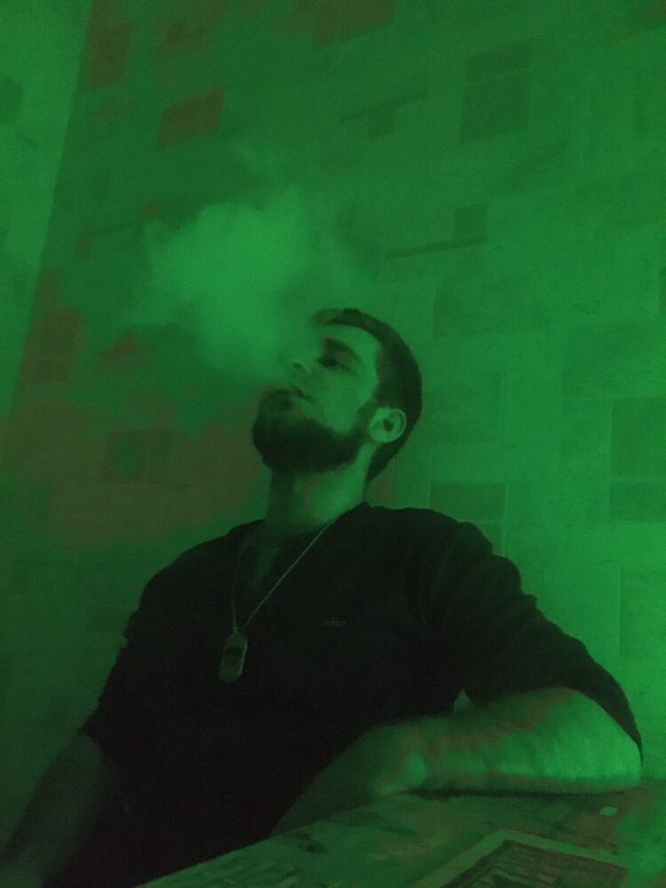  26269209  Alexander, 25 ,    