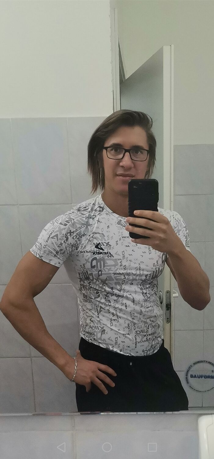  41890289  , 28 ,    