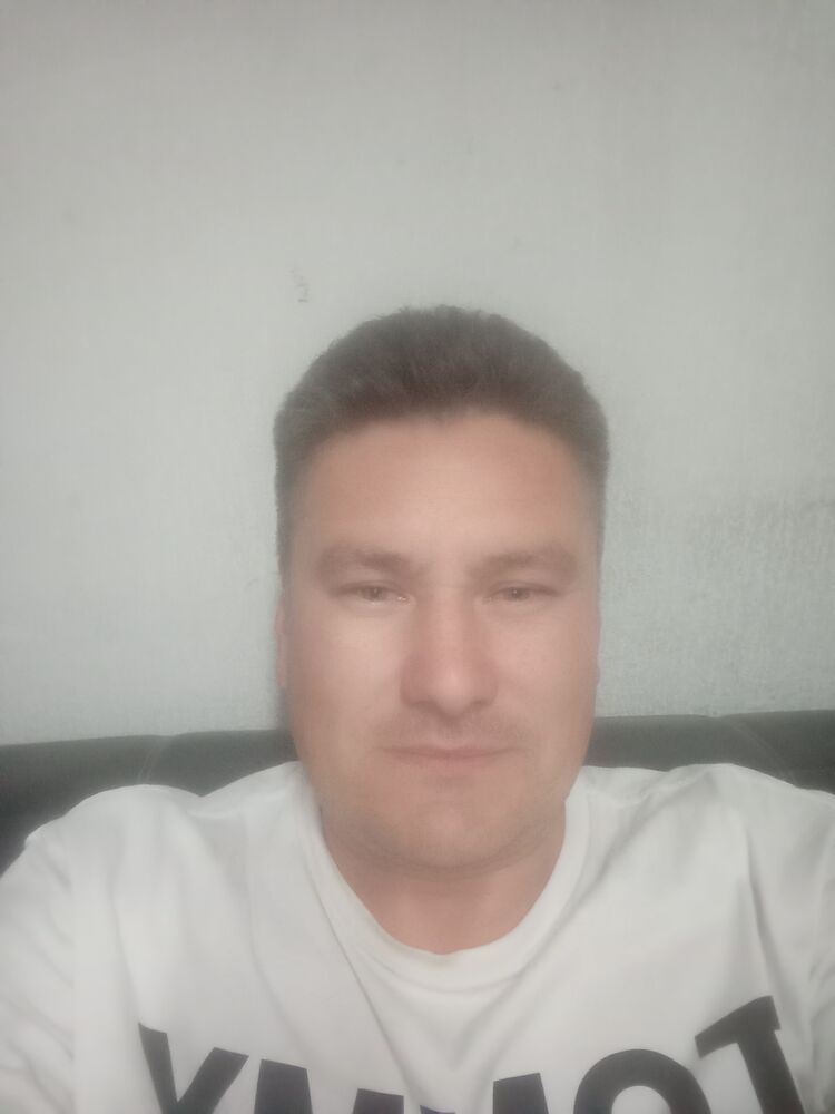  42597539  , 44 ,    