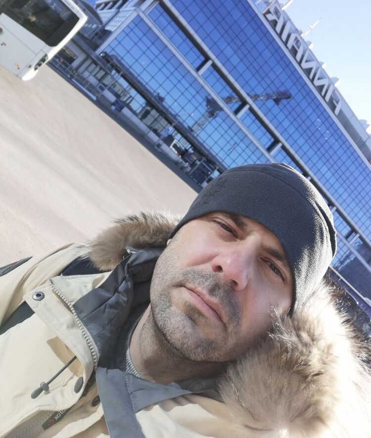  ,   Nick, 48 ,   ,   , c 