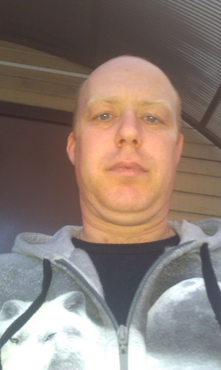  7794679  , 44 ,    -