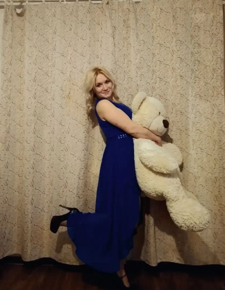  33230189  Ekaterina, 33 ,    -