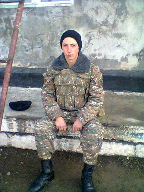  4743359  Armen, 32 ,    