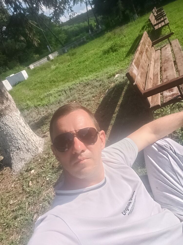  53594589  VOLODYMYR, 41 ,    