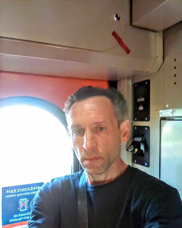  23611589  , 49 ,    