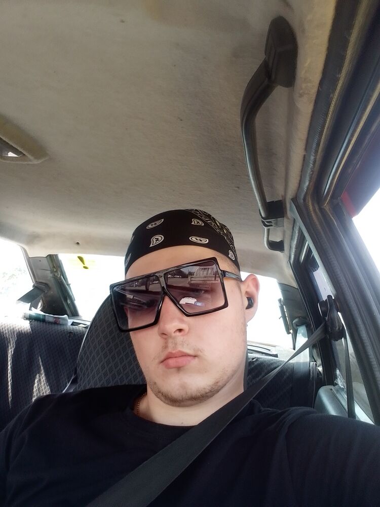  36664289  , 22 ,    
