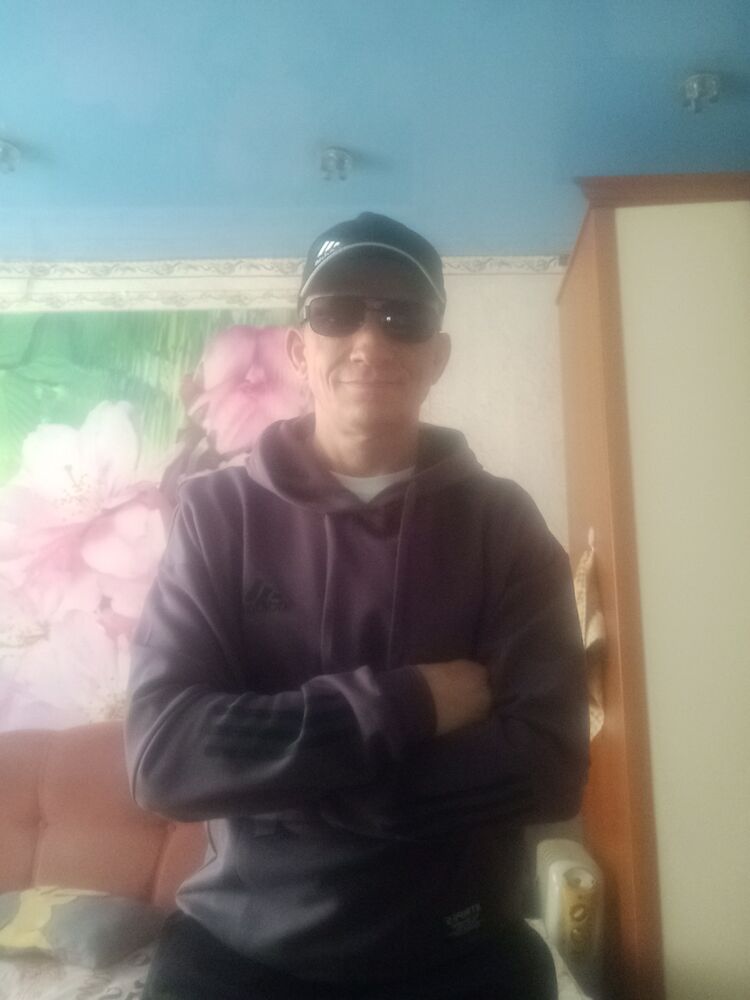  47760719  Mikhail, 39 ,    