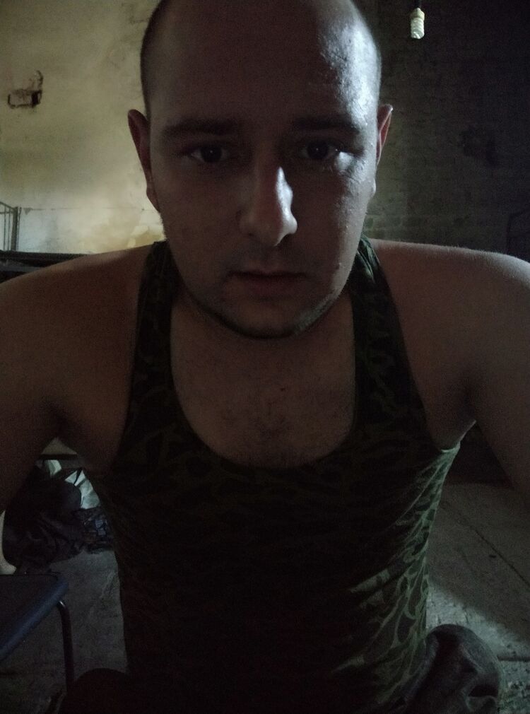  23789099  Alex, 30 ,    