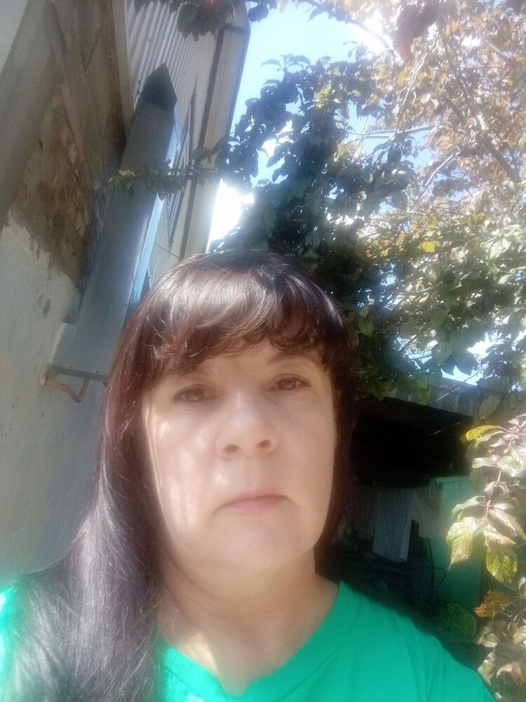  37683609  , 52 ,    --