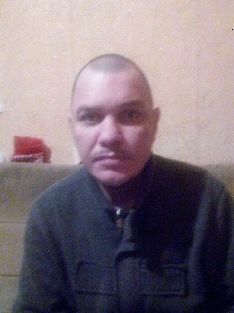  ,   Yury, 43 ,   ,   , c , 