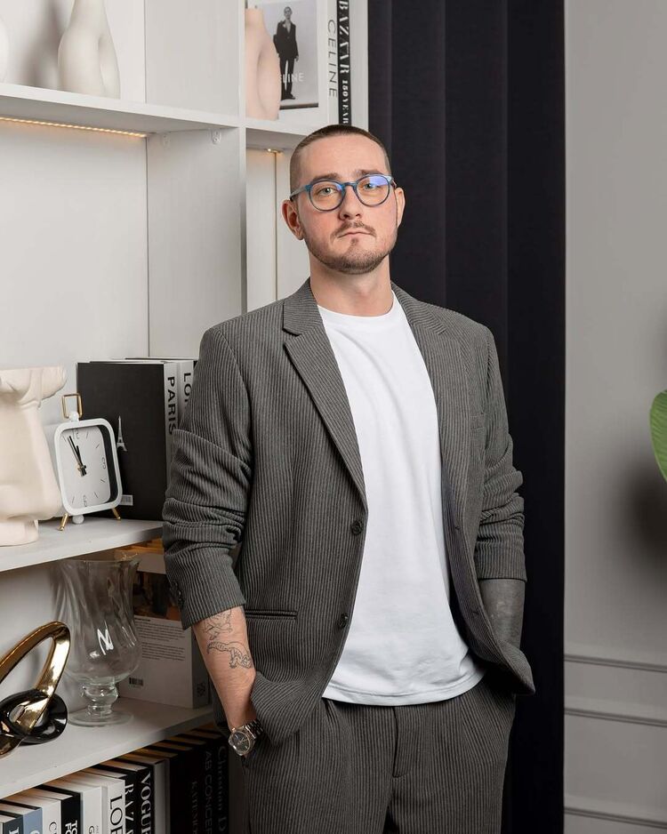 ���� 54438369 ������� ���������, 33 ����, ���� ���������� � ��������