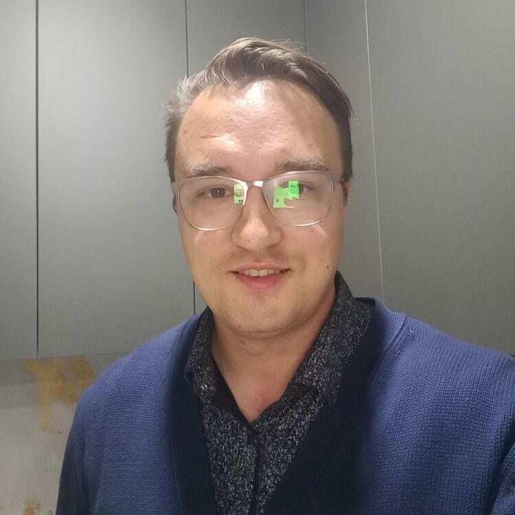  54056469  Vlad, 38 ,    