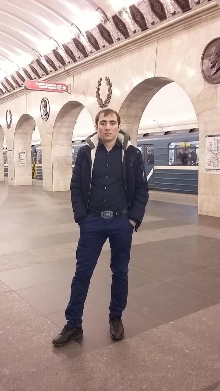  47570639  Rustam, 37 ,    