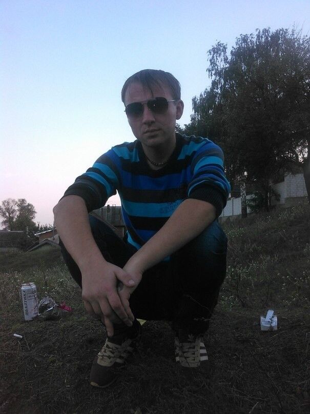  7499369  Vadik, 37 ,    