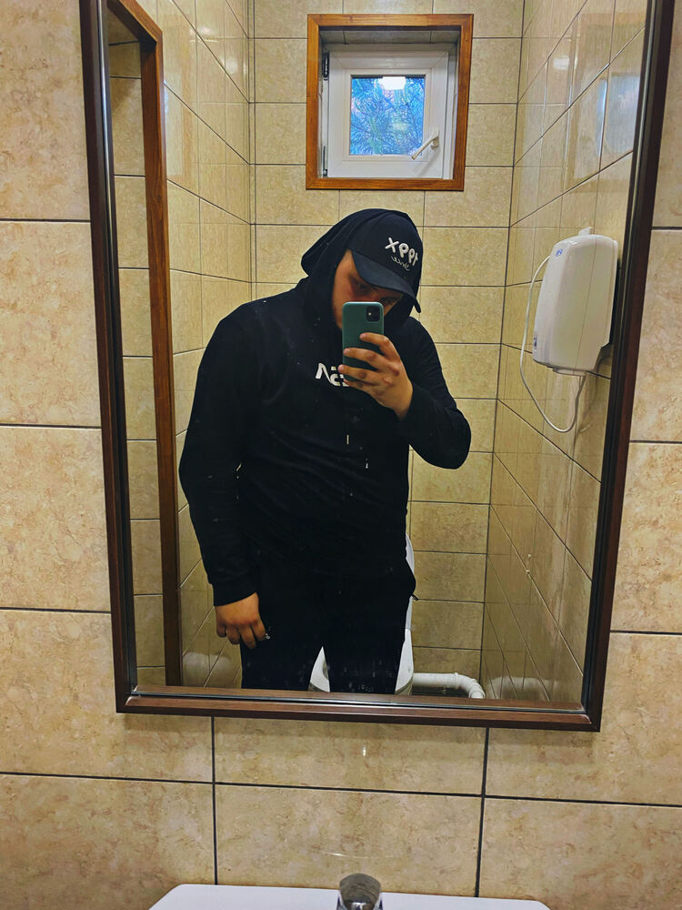  34561049  , 22 ,    